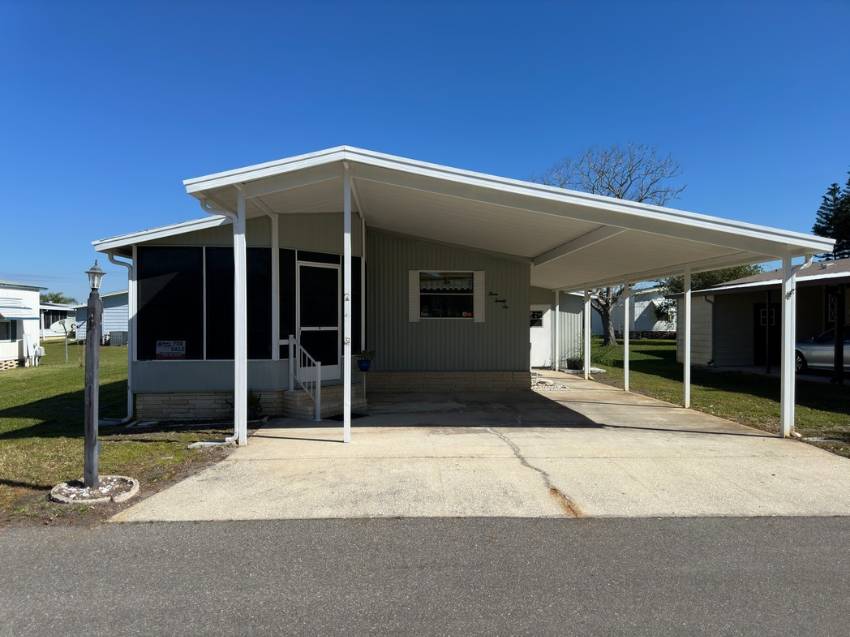 Winter Haven, FL Mobile Home for Sale located at 326 Geneva Drive Swiss Village